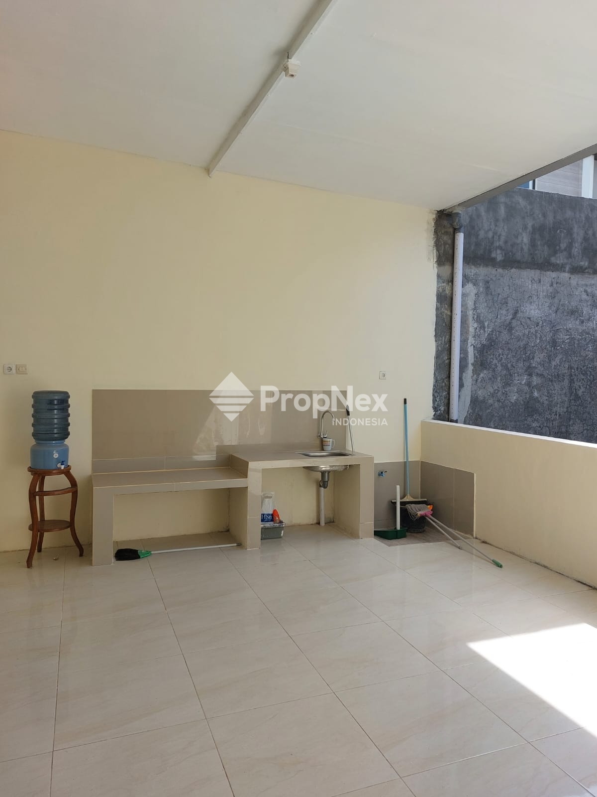 Rumah Puri Surya Jaya — foto 2